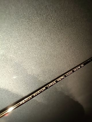 GAFAS 2 UNIDADES, UNAS DORADAS Y OTRAS DE ESPEJO.