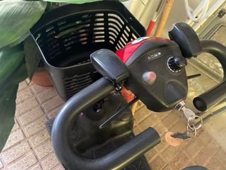 Scooter movilidad reducida eléctrico rojo Tenerife