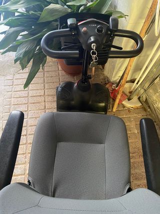 Scooter movilidad reducida eléctrico rojo Tenerife