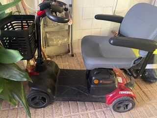 Scooter movilidad reducida eléctrico rojo Tenerife