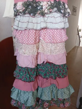 Traje de flamenca multicolor.