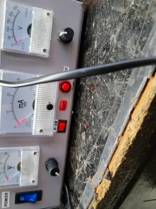 Comprobador de Válvulas Electrónicas