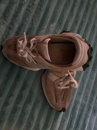 Zapatillas New Balance Beige/Gris