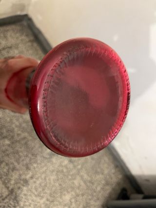 Florero de cristal rojo grande