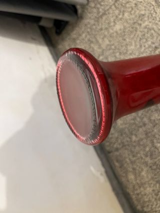 Florero de cristal rojo grande