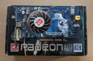 Sapphire Radeon X800XT 256MB AGP 8X