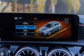 MERCEDES CLASE A 220 AMG LINE 190 CV