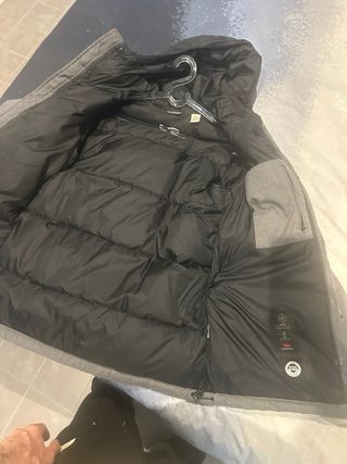 Chaqueta de plumas Levi's gris y negra