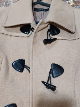 Sobretudo bege feminino