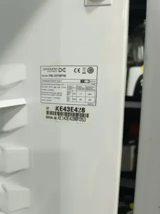 Nevera Combi Daewoo 1.85x60cm No Frost