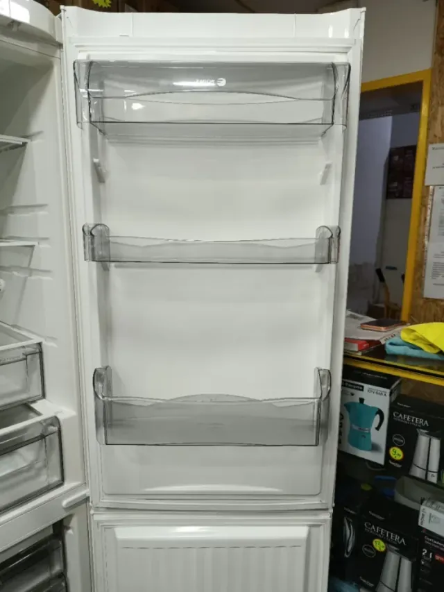 Nevera combi Fagor, No Frost 185x60cm