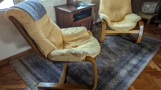 2 Poltrone imbottite per lettura e relax