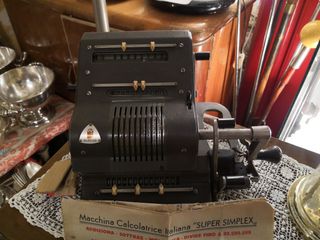 Macchina calcolatrice meccanica Brunsviga