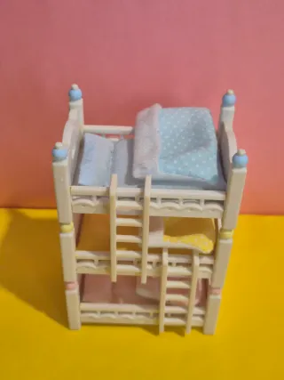 Sylvanian Families 3 lettini con accessori