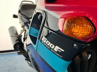 Honda CBR 600 F Benetton