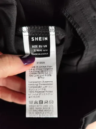 Falda negra de Shein