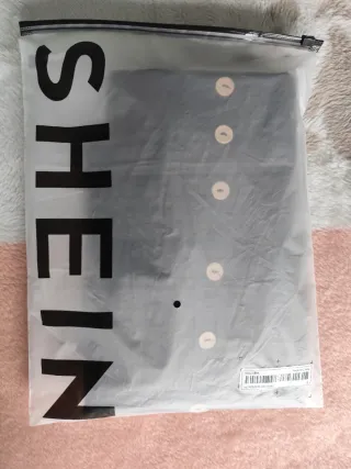 Falda negra de Shein