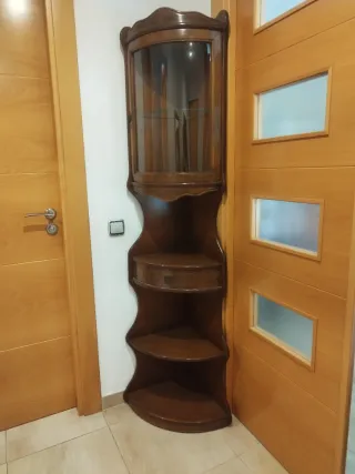 Mueble esquinero madera y cristal