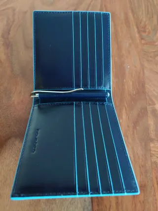 Cartera Piquadro Azul oscuro y Turquesa