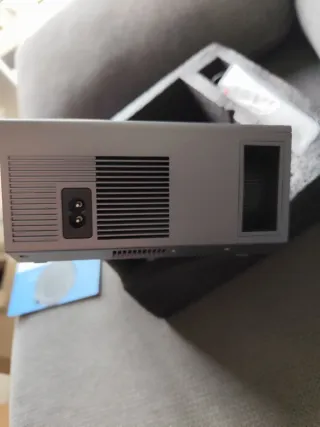 Proyector wifi full HD NUEVO A ESTRENAR