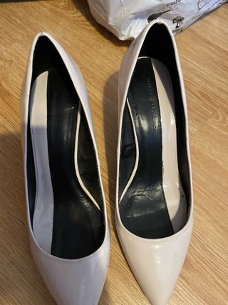 Lote zapatos y sandalias beige y marrón