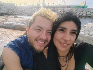 Ofresco servicio de limpieza relacionada con pisos