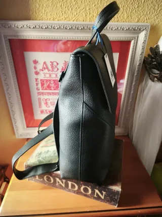 Mochila Negra Jo & Mr. Joe