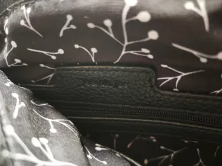 Mochila Negra Jo & Mr. Joe