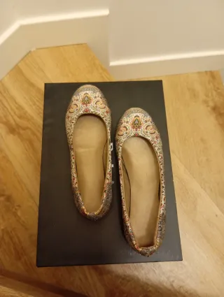 Zapatos planos estampados