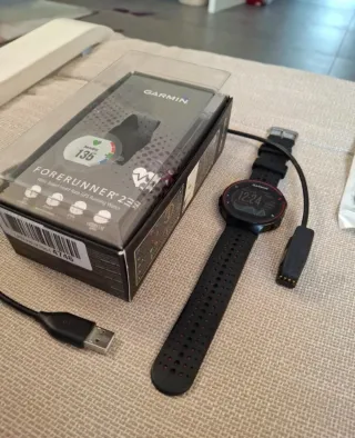 Garmin Forerunner 235 Negro/Rojo