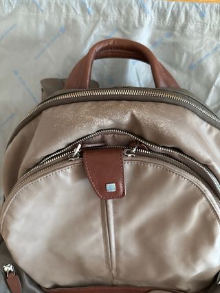 Mochila Piquadro Coleos Piel Beige/Marrón