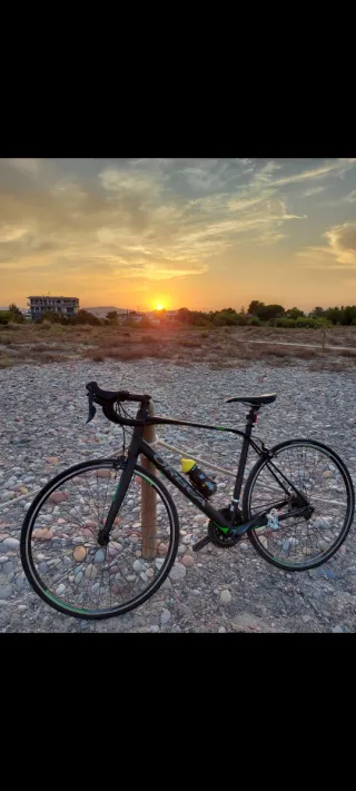 Bicicleta Orbea Avant Negra