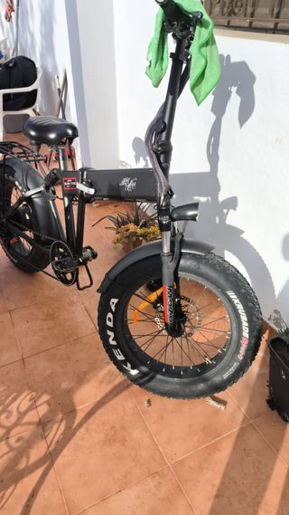 Bicicleta Eléctrica Fat Bike Negra