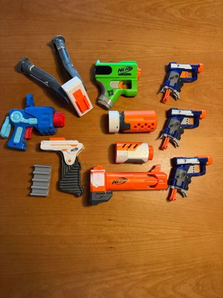 Lote pistolas Nerf + accesorios