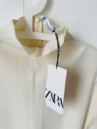 Mono Zara punto beige