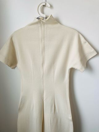 Mono Zara punto beige