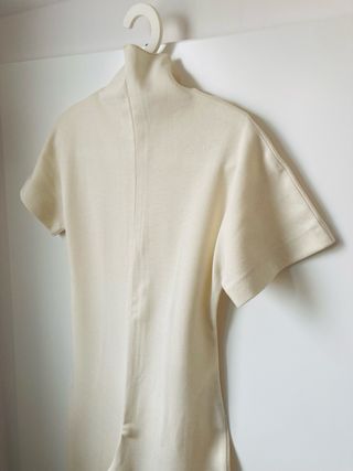 Mono Zara punto beige