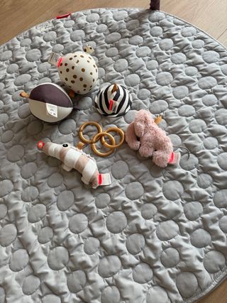 Manta de juego para bebé Done by Deer