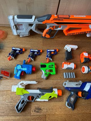 Lote Nerf completo – rifles, pistolas y accesorios