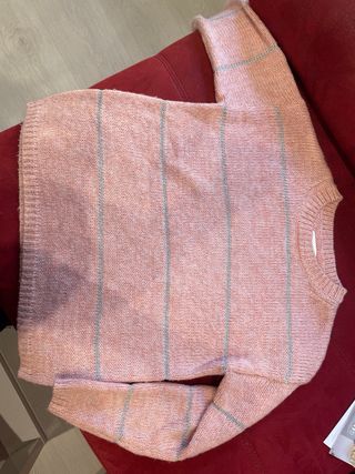 Jersey rosa con rayas plateadas de punto calentito