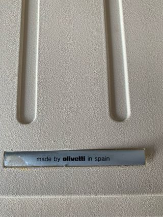 Máquina de escribir Olivetti Lettera 35