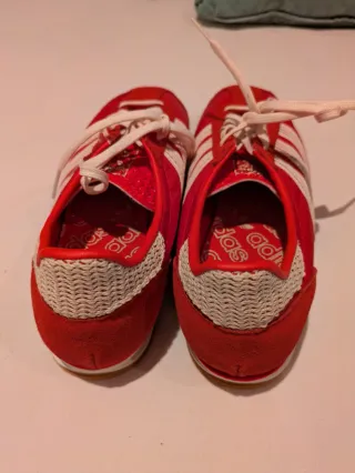 Adidas Rojas Talla 40.5 SIN ESTRENAR