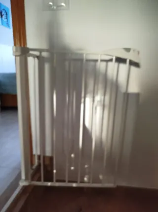 Barrera seguridad blanca Munchkin