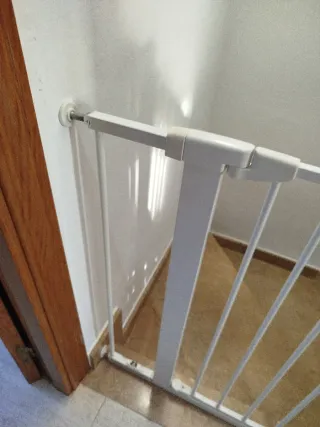 Barrera seguridad blanca Munchkin