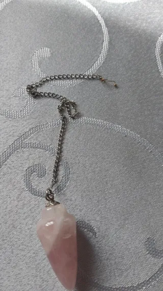 Péndulo Cuarzo Rosa y Bolsa Tela Verde