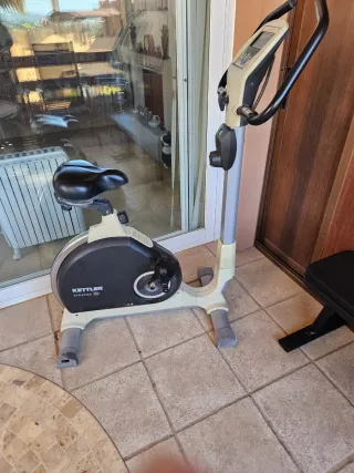 Bicicleta Estática Kettler Stratos