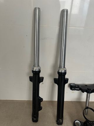 Horquillas y tijas Harley Davidson Forty Eight