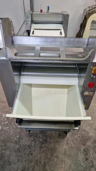 Refinadora de panadería industrial