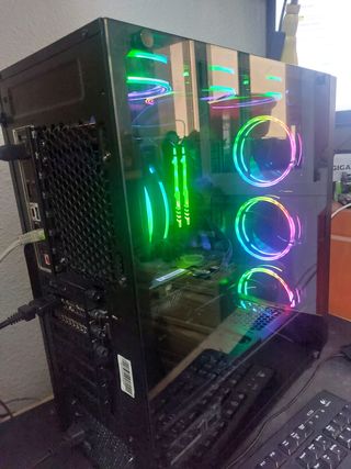 Torre gaming 7 ventiladores RGB Ryzen RTX 3060 12G