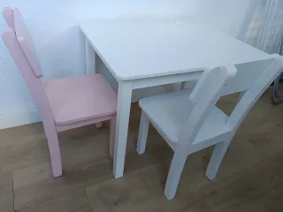 Mesa y 2 Sillas Infantiles